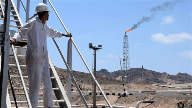 صحيفة عربية: صراع دولي محتدم على النفط في حضرموت وشبوة.. والصين تطرق الباب بقوة