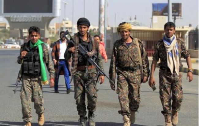 محلل سياسي يكشف حالة من التوتر في صفوف الحوثيين