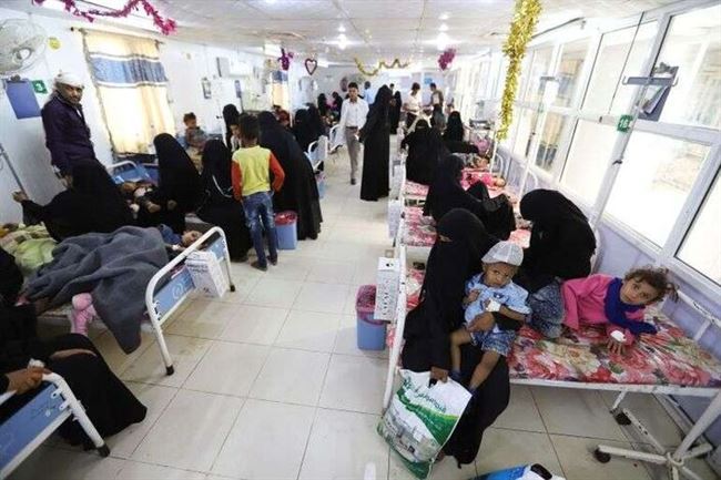 "حمّى الضنك".. وباء ينتشر كالنار في الهشيم بين النازحين في اليمن