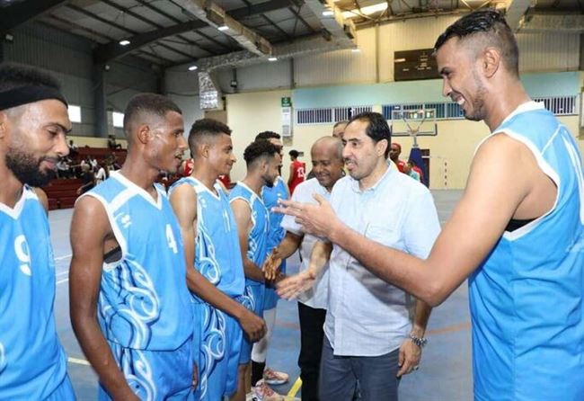 وزير الشباب والرياضة يشهد قمة الدوري التصنيفي لكرة السلة